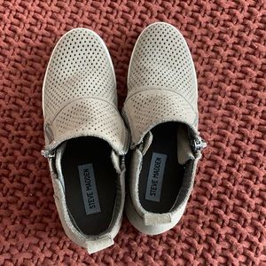 Steve Madden booties